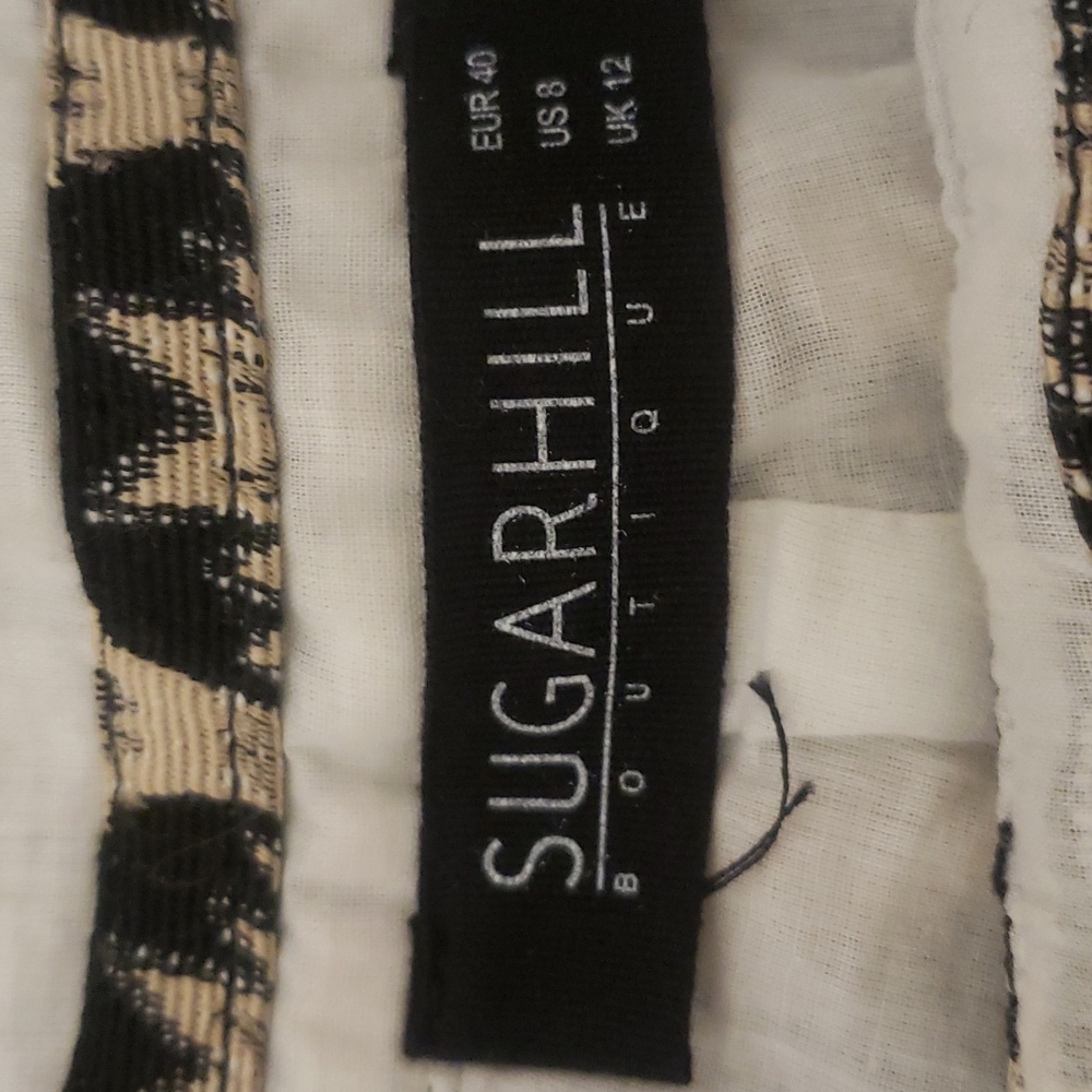 HI SUMMER!!🌼🌻 SUFARHILL BOUTIQUES AZTEC PATTERNED SHORTS - Picture 3 of 4